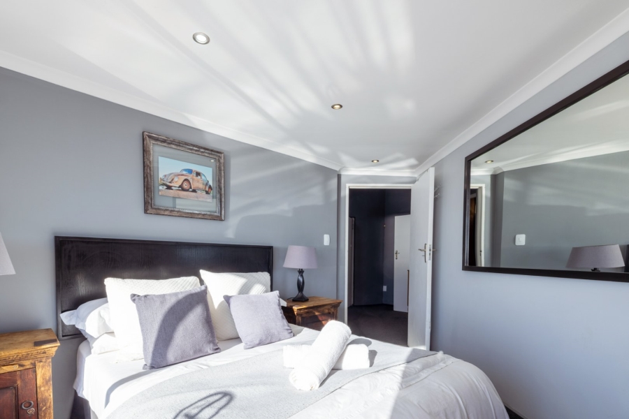 5 Bedroom Property for Sale in Jeffreys Bay Central Eastern Cape